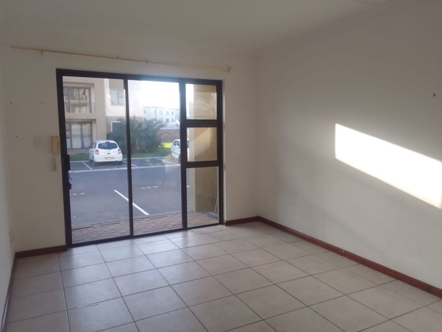 2 Bedroom Property for Sale in Guldenland Western Cape